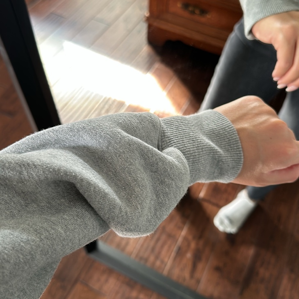 TNA CROPPED CREW NECK - Picture 2 of 2